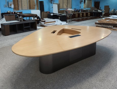 三角形圆角会议台