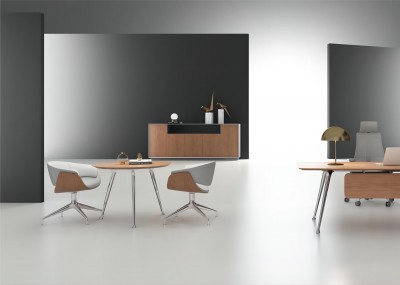 巴塞罗那洽谈桌